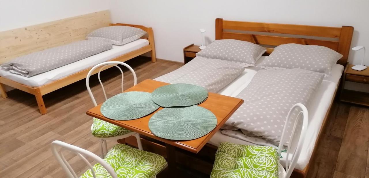 Booking Trzni Decin Luaran gambar