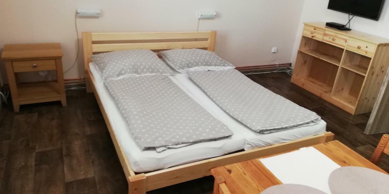 Booking Trzni Decin Luaran gambar